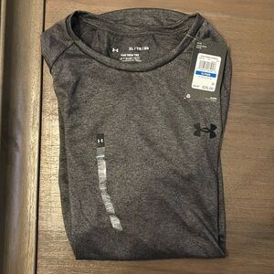 Men’s XL Under Armour T-shirt. Brand new with tags. Paid $25. Asking $12